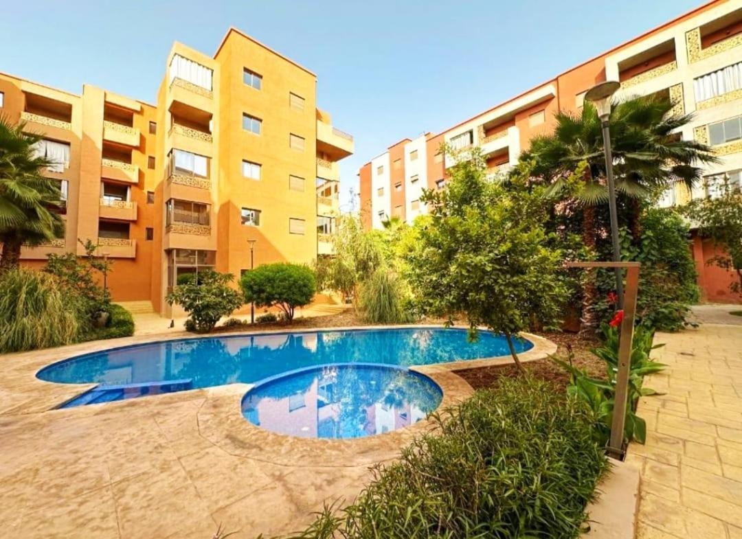 Luxueux Avec Piscine Appartement